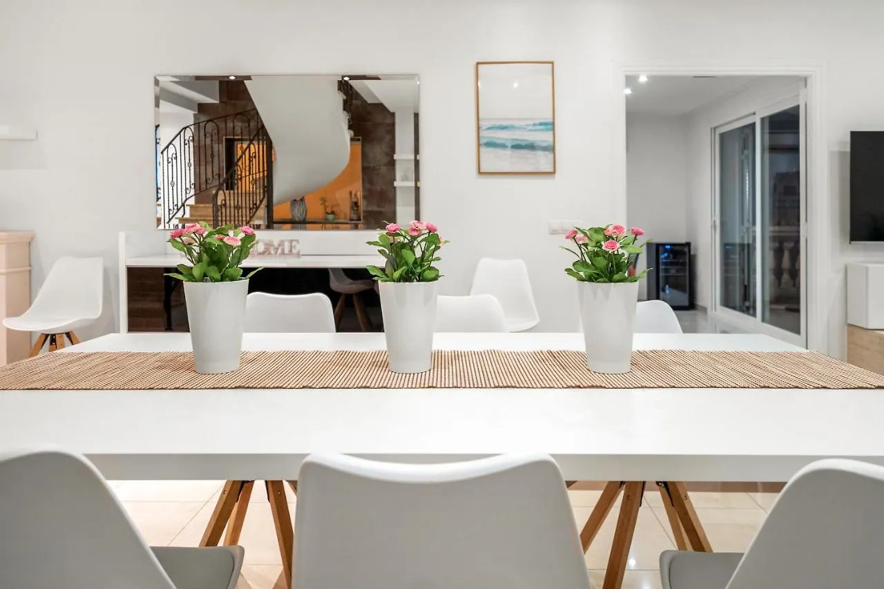 Vakantiehuis Villa Sol Felostal Palma de Mallorca Spanje